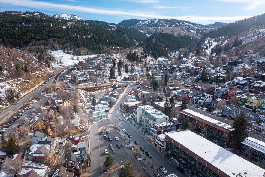 More Photos Of 186 Main St, Park City Freestanding For Sale