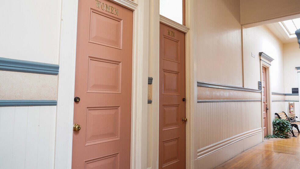 More Photos Of 159-163 Kentucky St, Petaluma Storefront Retail Office For Sale