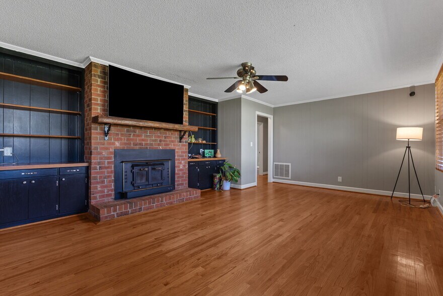 More Photos Of 300 N Green St, Williamston Land For Sale