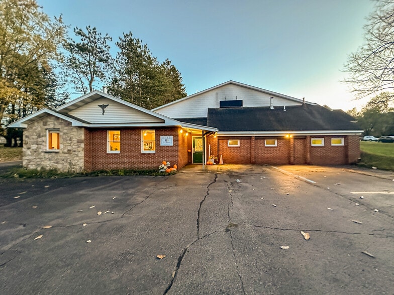 More Photos Of 3130 Memorial Hwy, Dallas Office For Sale