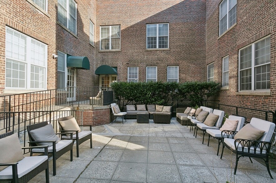 More Photos Of 3 Lehman Ter, Yonkers Congregate Senior Housing For Sale
