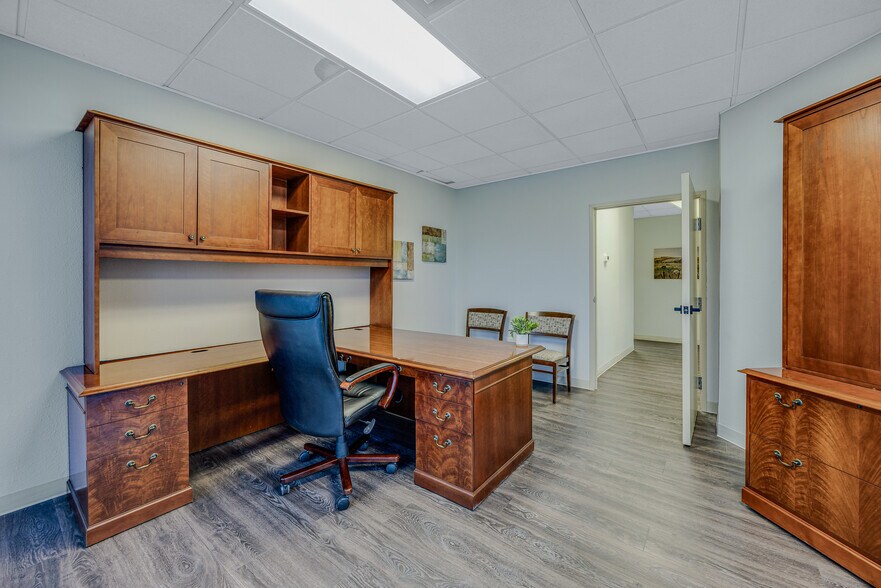 More Photos Of 75 Printers Pky, Colorado Springs Coworking Space