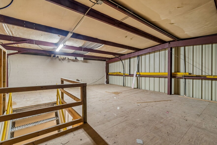 More Photos Of 1956 Kingsley Ave, Orange Park General Retail For Sale