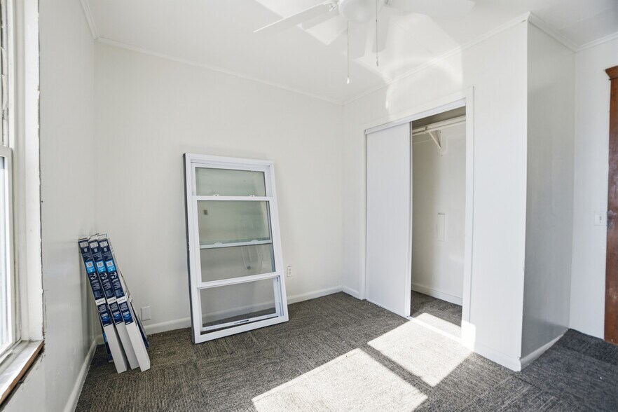 More Photos Of 130 Water St, Warren Apartments For Sale