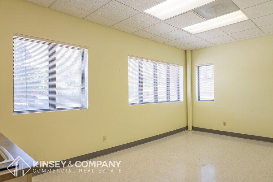 More Photos Of 8889 Fox Dr, Thornton Medical For Lease