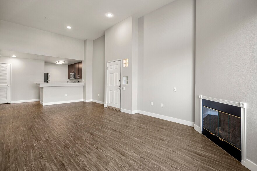 More Photos Of 1325 40th St, Emeryville Apartments For Lease