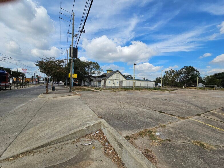 More Photos Of 6929 Harrisburg Blvd, Houston Land For Sale