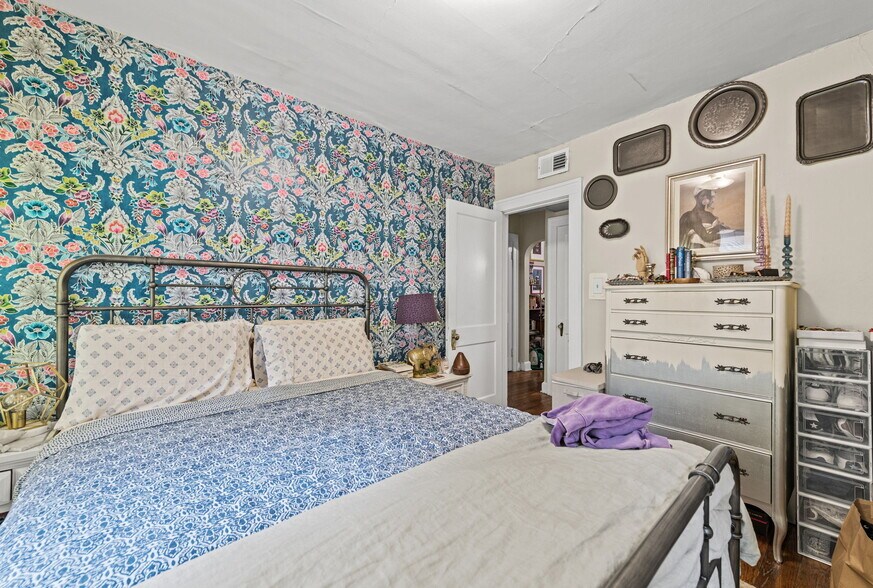 More Photos Of 5029-5035 Troost ave, Kansas City Multifamily For Sale