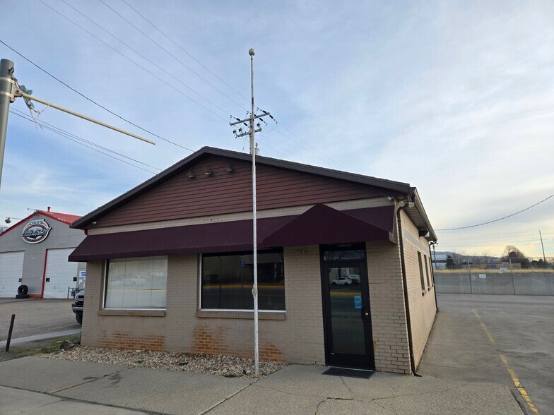 Primary Photo Of 735 W 500 S, Woods Cross Flex For Sale