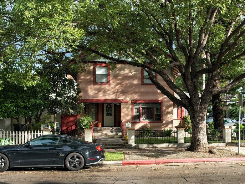 More Photos Of 223 Orange Ave, Santa Ana Apartments For Sale