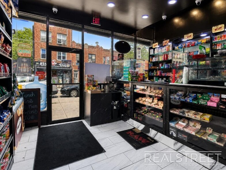 More Photos Of 856 Knickerbocker Ave, Brooklyn Storefront Retail Residential For Lease