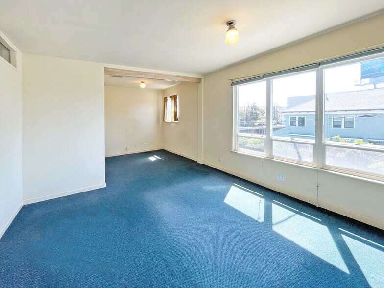 More Photos Of 1658 University Ave, Berkeley Storefront Retail Office For Lease