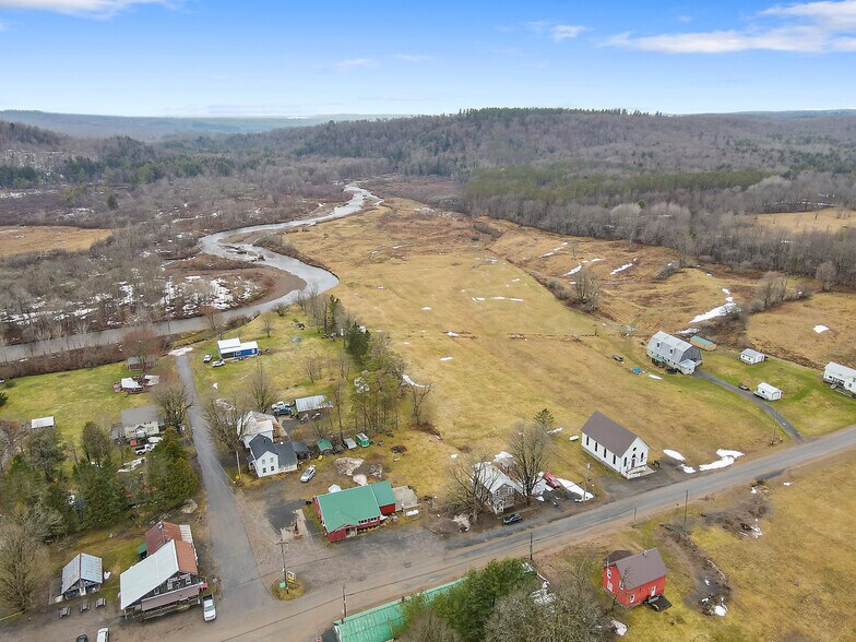 More Photos Of 2107 N Osceola Rd, Camden Service Station For Sale