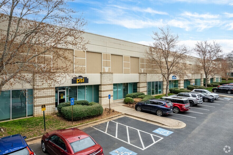 More Photos Of 95 Chastain Rd NW, Kennesaw Distribution For Lease