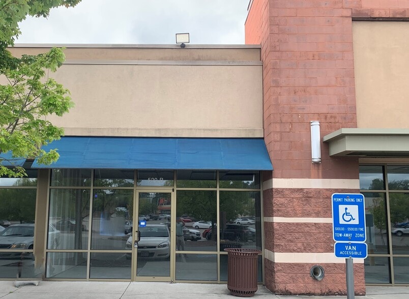 More Photos Of 145 Holt Garrison Pky, Danville Unknown For Lease