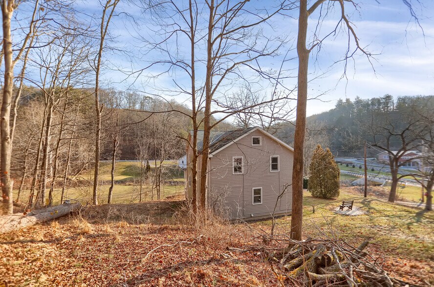 More Photos Of 703 Dauva Luch Rd, Herndon Land For Sale