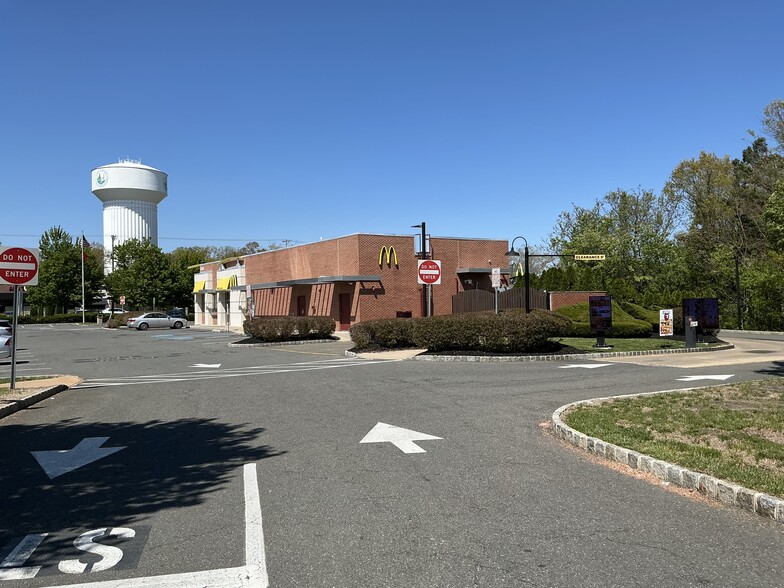 More Photos Of 1136 E Veterans Hwy, Jackson Fast Food For Lease