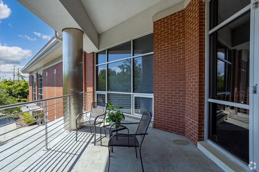 More Photos Of 1156 Bowman Rd, Mount Pleasant Medical For Lease