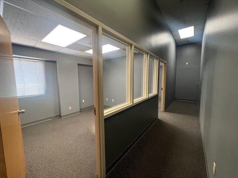 More Photos Of 8343 E 32nd St N, Wichita Office For Lease