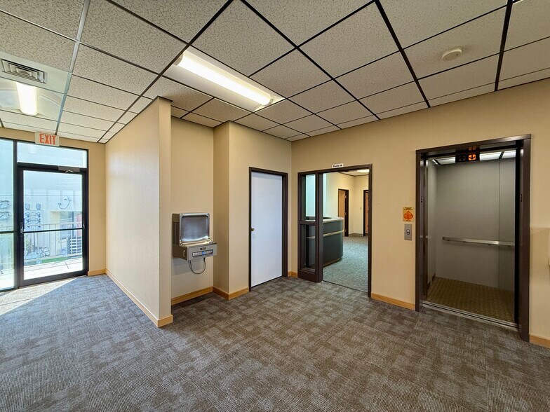 More Photos Of 301 Saddle Dr, Helena Medical For Lease