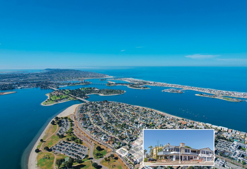 Primary Photo Of 3702-3710 Crown Point Dr, San Diego Apartments For Sale