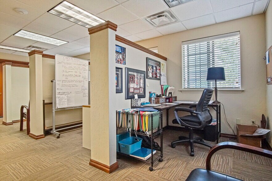 More Photos Of 1006 24th Ave NW, Norman Office For Sale