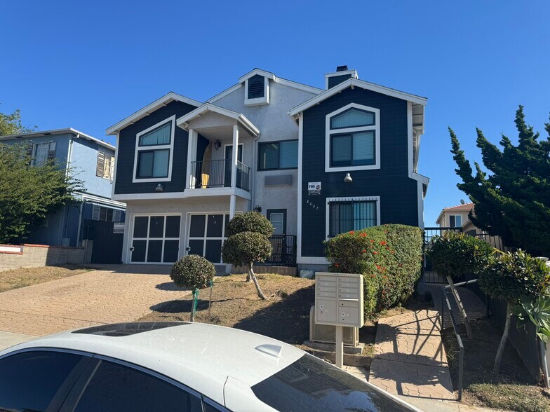 More Photos Of 4447 49th St, San Diego Apartments For Sale