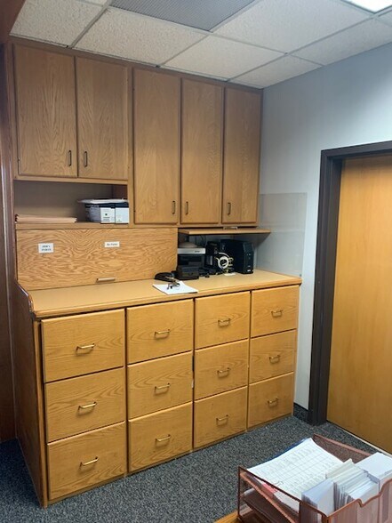 More Photos Of 1015 Chestnut Ave, Carlsbad Office For Sale