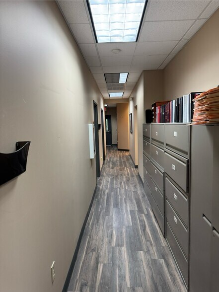 More Photos Of 1512 Alex Dr, Irondale Office For Lease