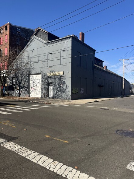 More Photos Of 419 Chapel St, New Haven Warehouse For Sale