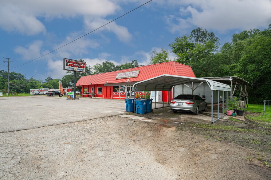 More Photos Of 1971/1975 S Tyler rd, Gladewater Convenience Store For Sale