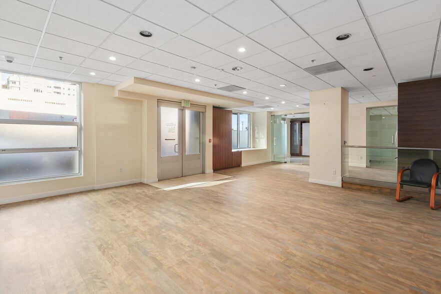 More Photos Of 400 Beale St, San Francisco Apartments For Sale