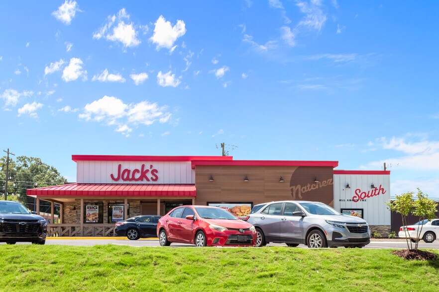 More Photos Of 419 US-61, Natchez Fast Food For Sale