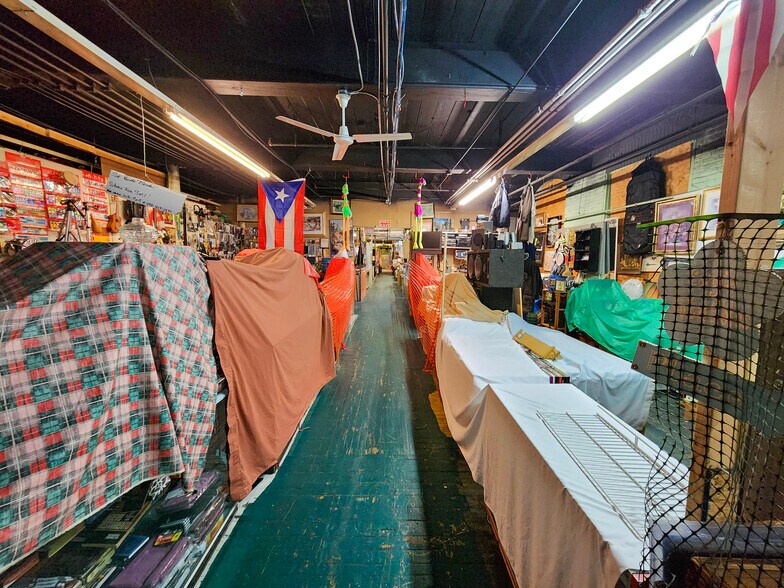 More Photos Of 460 Globe St, Fall River Showroom For Sale