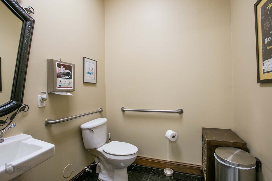 More Photos Of 5531 N University Dr, Pompano Beach Office For Sale