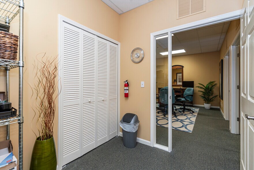 More Photos Of 701 Market St, Saint Augustine Loft Creative Space For Sale