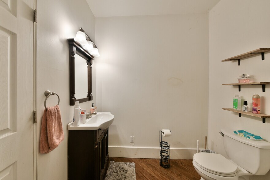 More Photos Of 2554 E Clearfield St, Philadelphia Multifamily For Sale