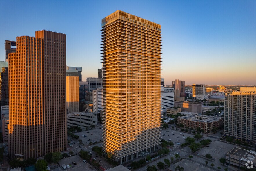 Primary Photo Of 800 Bell St, Houston Office For Sale