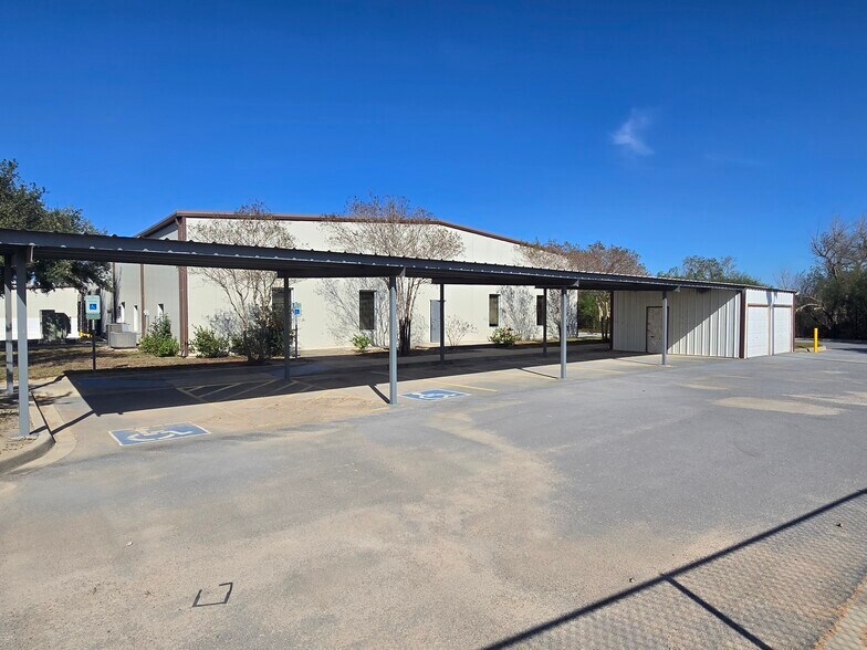 More Photos Of 701 E Tejana Rd, Progreso Unknown For Sale