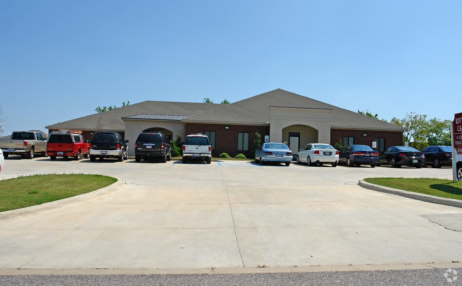 More Photos Of 128 Mitylene Park Ln, Montgomery Medical For Lease