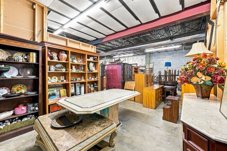 More Photos Of 1854 Thompson Bridge Rd, Gainesville Freestanding For Sale