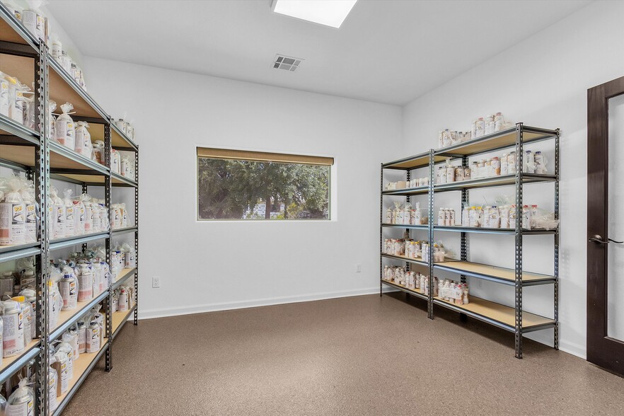 More Photos Of 12585 Rose Rd, Willis Warehouse For Sale