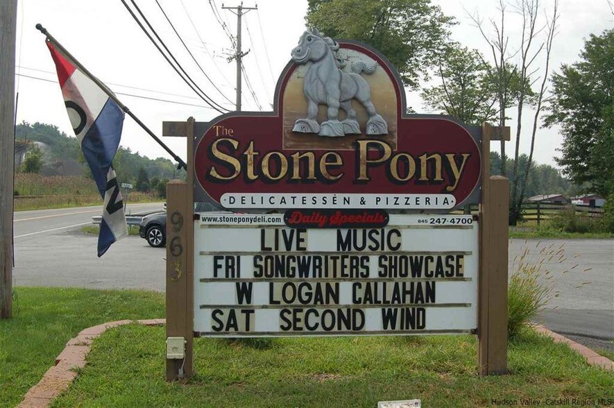 More Photos Of 963 Kings Hwy, Saugerties Restaurant For Sale