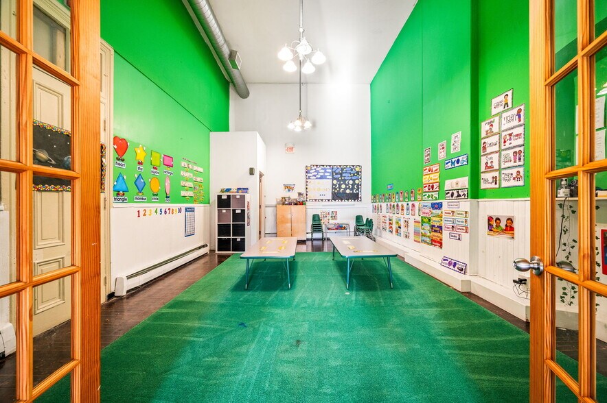 More Photos Of 209-215 Fairmount Ave, Philadelphia Storefront Retail Residential For Sale