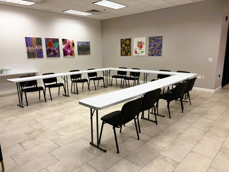 More Photos Of 80 N McClintock Dr, Chandler Medical For Sale