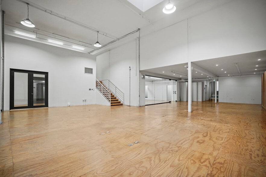 More Photos Of 1706 W Sunset Blvd, Los Angeles Apartments For Lease
