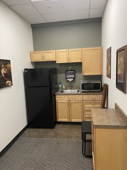 More Photos Of 20508 SW Roy Rogers Rd, Sherwood General Retail For Sale