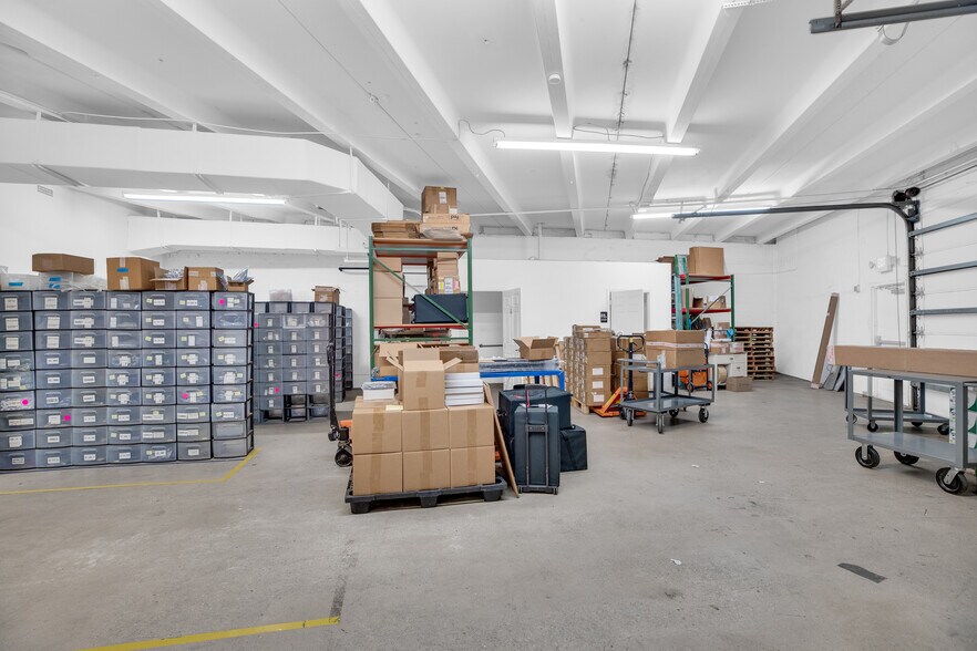 More Photos Of 673 US Highway 1, Vero Beach Showroom For Sale