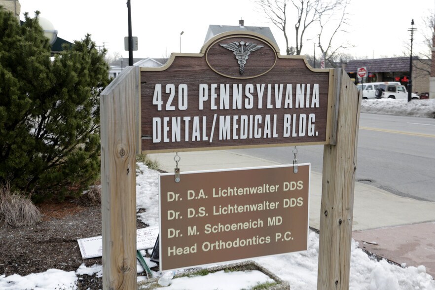More Photos Of 420 Pennsylvania Ave, Glen Ellyn Medical For Sale