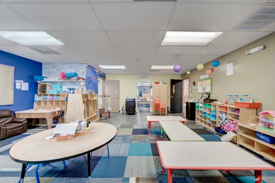 More Photos Of 1712 Beck Ave, Panama City Office For Sale